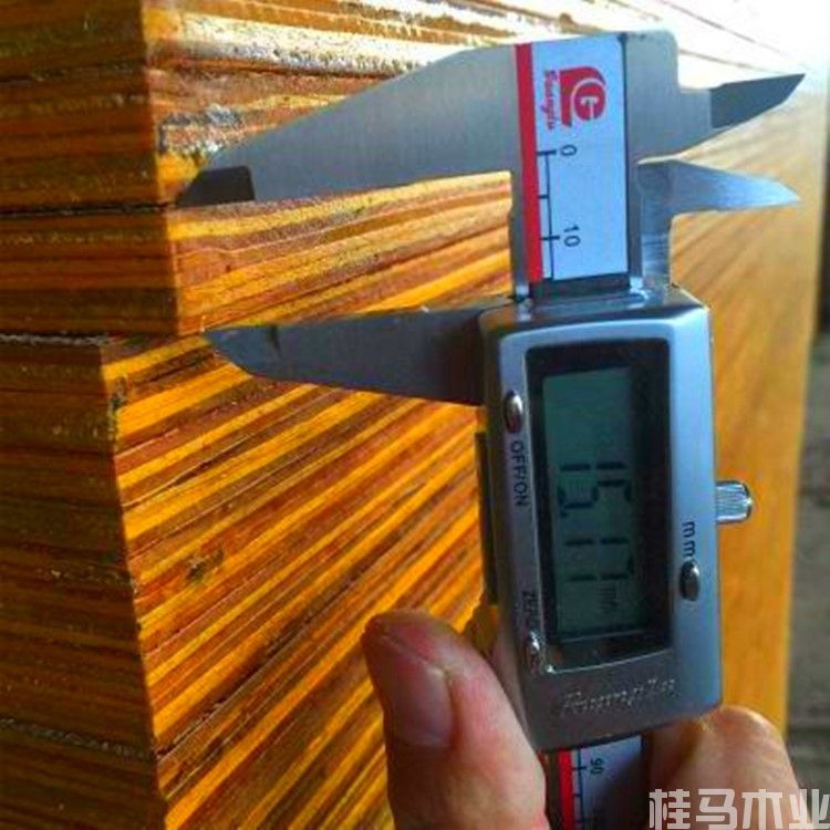 建筑模板厂解说；建筑模板为何起皮